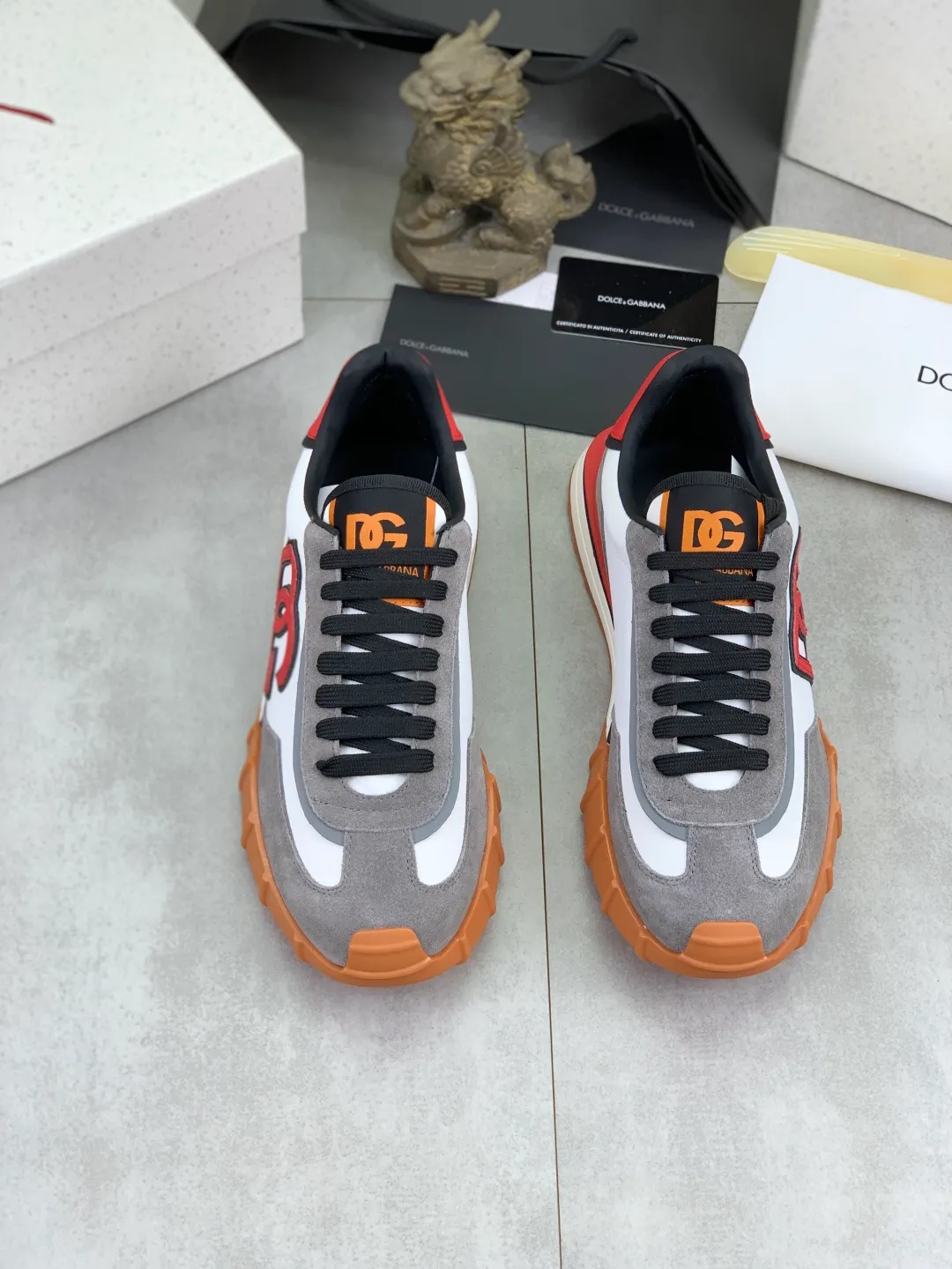 Men's men's shoes 💰P542 💰[New model] The latest hot style, top original quality, the official website synchronizes "DOLCE&GABBANA [Dolce & Gabbana] ~ High quality." The effect is low-top casual DG men's shoes, loved by many celebrities, using high-end imported first-layer calfskin splicing logo design + cowhide feet, simple and elegant, perfectly interpreting the latest inspiration of shoes, integrating classics and fashion, luxury dreams, and fashion. Suitable for drivers, light and comfortable to drive, light and breathable for outdoor travel, high-end quality, trustworthy, 5️⃣color🉑️choice! Code number: 38-46